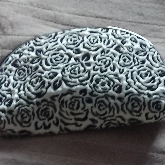 Make up bag - Picture 1 of 1